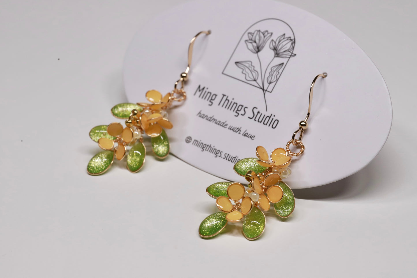Handmade wire resin osmanthus tea olive earrings