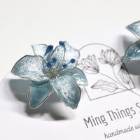 Handmade Wire Resin Sparkling Celestial Lily Flower Stud Earrings