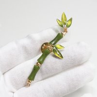 Elegant Jade Bamboo Brooch: Handmade Nature-Inspired Lapel Pin for Suits, Sweaters, and Clothing Accessories