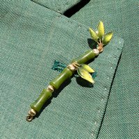 Elegant Jade Bamboo Brooch: Handmade Nature-Inspired Lapel Pin for Suits, Sweaters, and Clothing Accessories