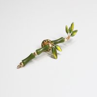 Elegant Jade Bamboo Brooch: Handmade Nature-Inspired Lapel Pin for Suits, Sweaters, and Clothing Accessories