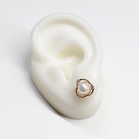 Elegant Pearl Stud Earrings: Minimalist Freshwater Pearl Gold-Tone Jewelry, Timeless Chic Accessories for Everyday Look & Special Occasions