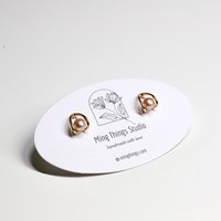 Elegant Pearl Stud Earrings: Minimalist Freshwater Pearl Gold-Tone Jewelry, Timeless Chic Accessories for Everyday Look & Special Occasions