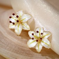 Handmade Wire Resin Lily Flower Stud Earrings, Spring Theme Floral Pearlescent Earrings, Romantic Flower Earrings