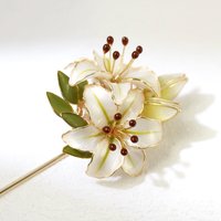 Handmade Lily Flower Brooch Pin, Delicate Floral Lapel Accessory for Suits & Sweaters, Elegant Jewelry Gift, Pearl White Enamel Wedding Pin