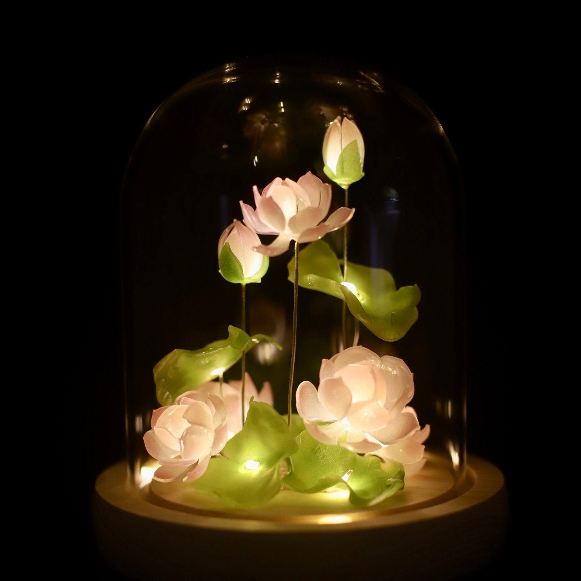 Handmade Lotus Flower Night Light, Glass Dome Flower Lamp, Lotus Lamp with Goldfish, Lotus Night Light, Flower Dome, Gift for Loved Ones