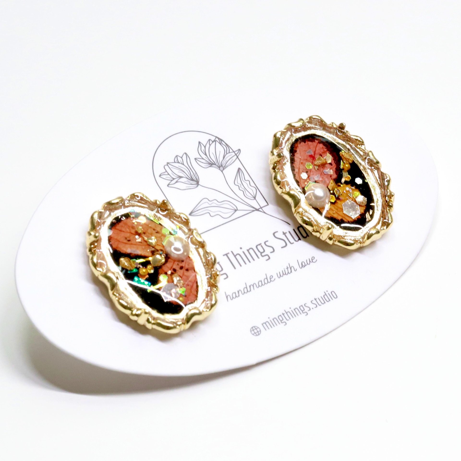 Handmade Exquisite Vintage Baroque Style Real Hydrangea Flower Stud Earrings