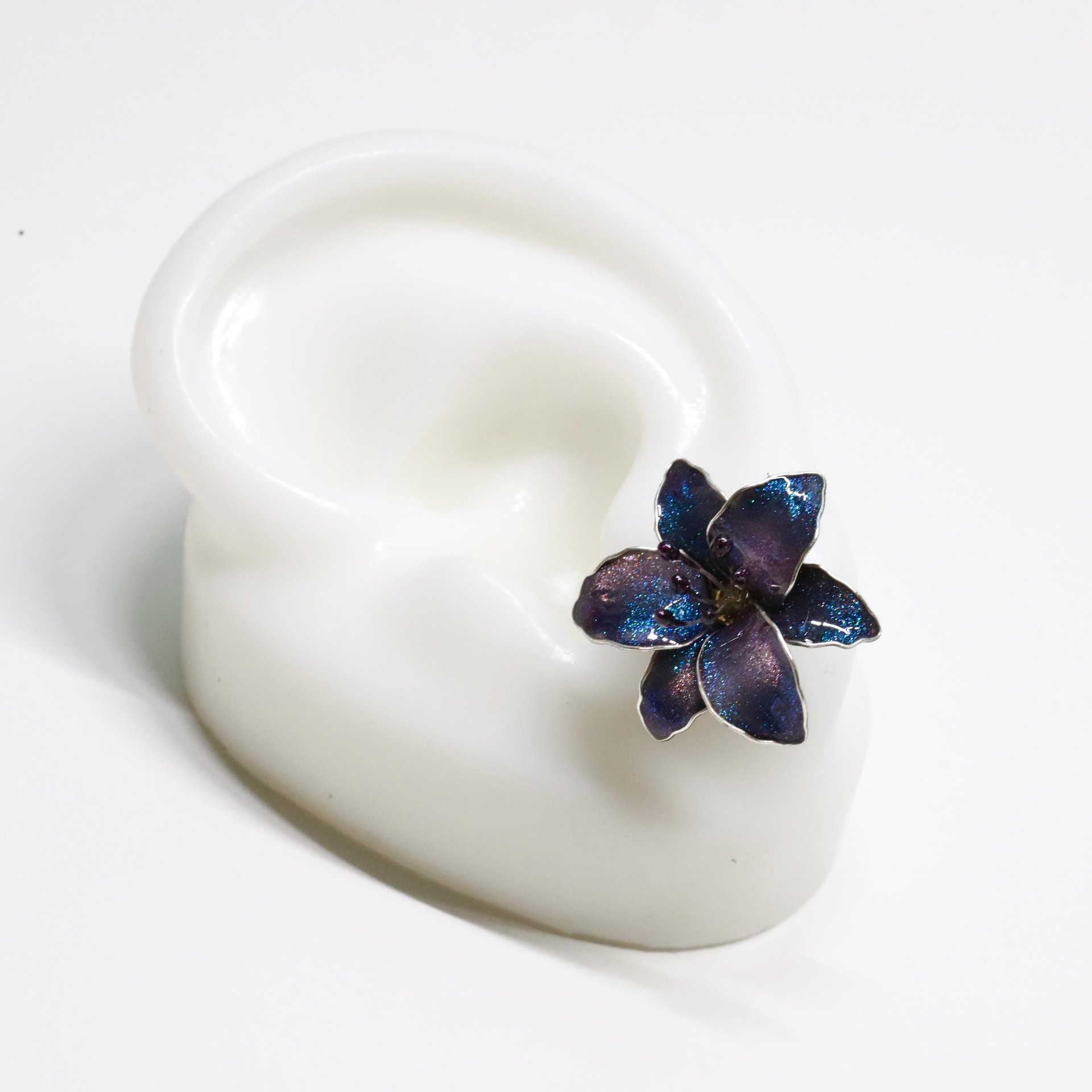 Handmade Wire Resin Sparkling Celestial Lily Flower Stud Earrings