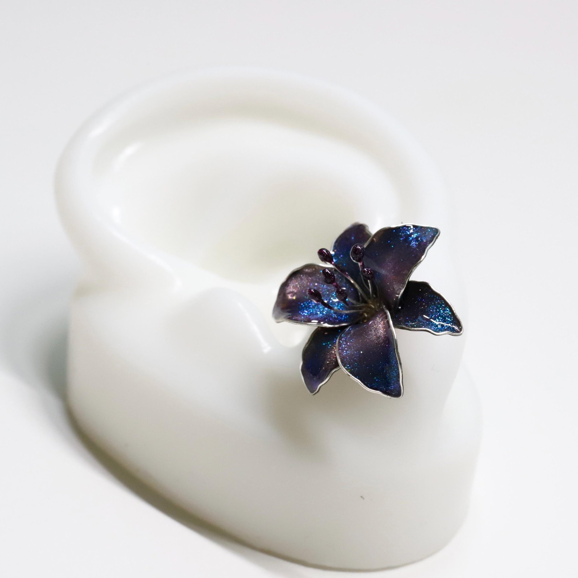 Handmade Wire Resin Sparkling Celestial Lily Flower Stud Earrings