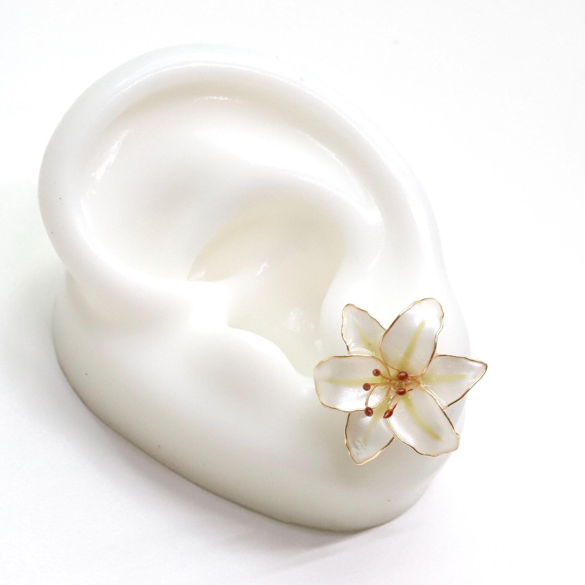 Handmade Wire Resin Lily Flower Stud Earrings, Spring Theme Floral Pearlescent Earrings, Romantic Flower Earrings