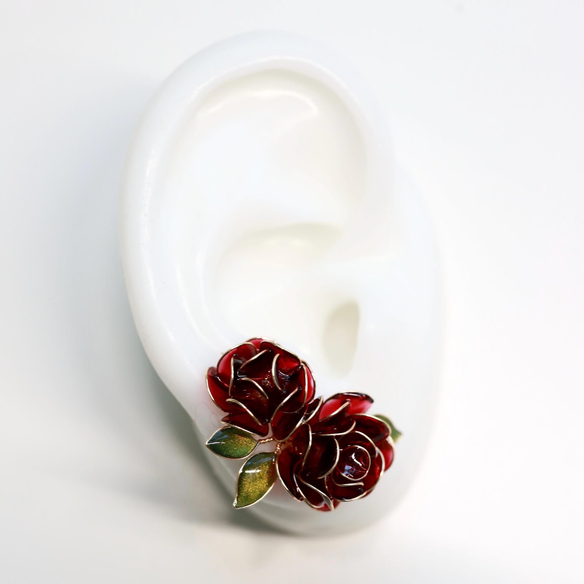 Handmade Wire Resin Rose Stud Earrings, June Birth Flower Accessories, Peony Flower Earrings