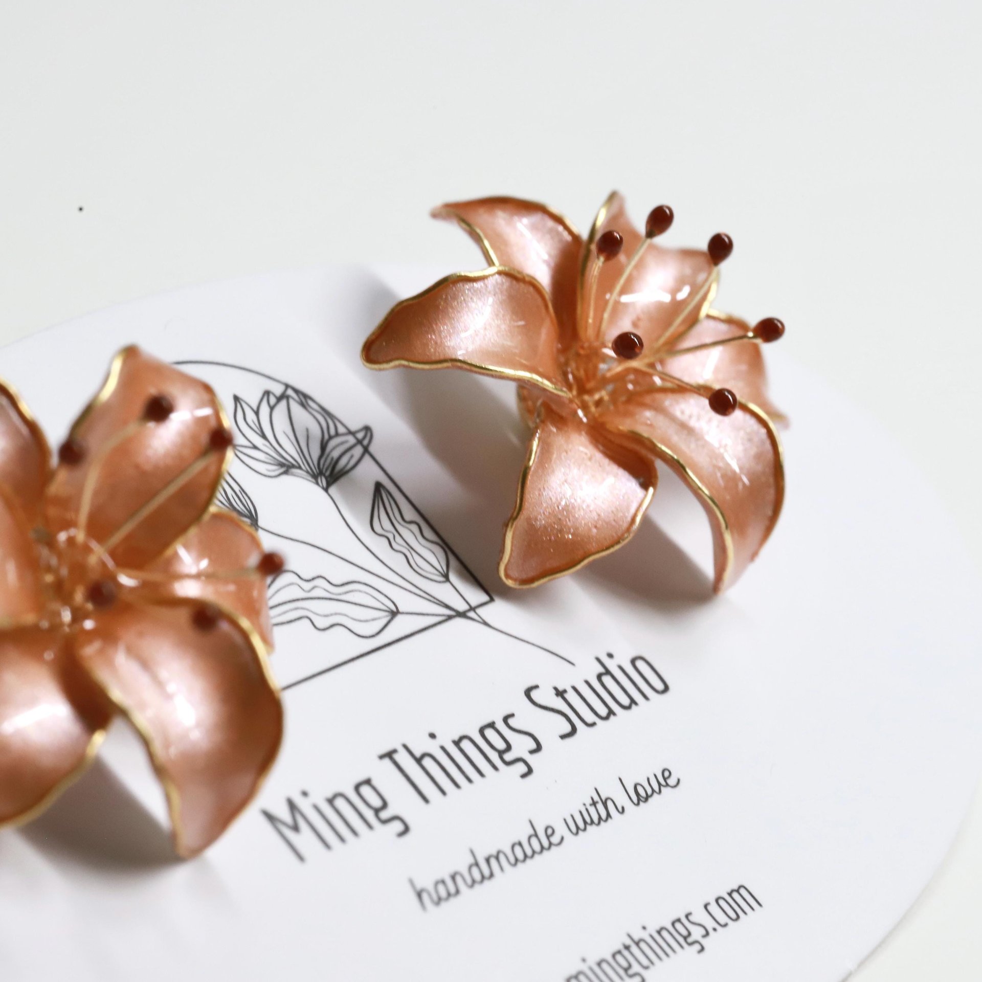 Handmade Wire Resin Lily Flower Stud Earrings, Spring Theme Floral Pearlescent Earrings, Romantic Flower Earrings