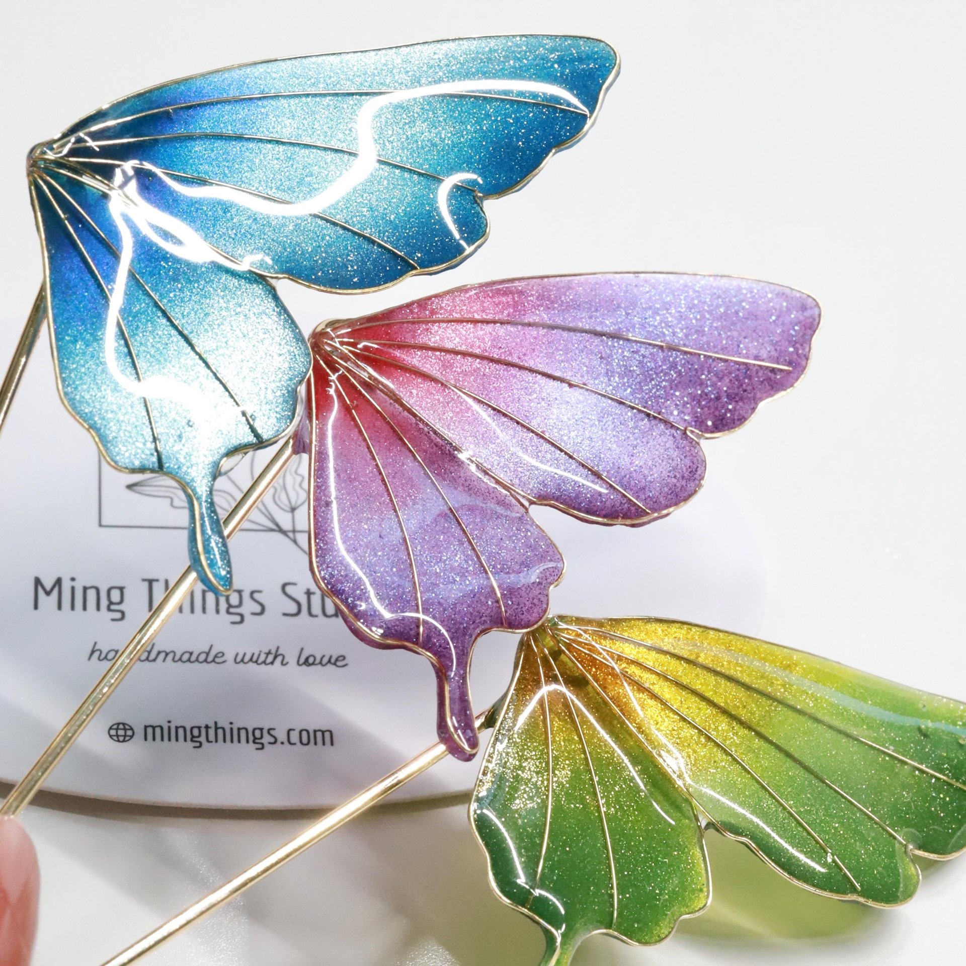 Handmade Butterfly Fairy Wing Brooch – Glitter Gradient Resin Pins | Whimsical Fantasy Jewelry | Gift for Her | Nature-Inspired Accessories