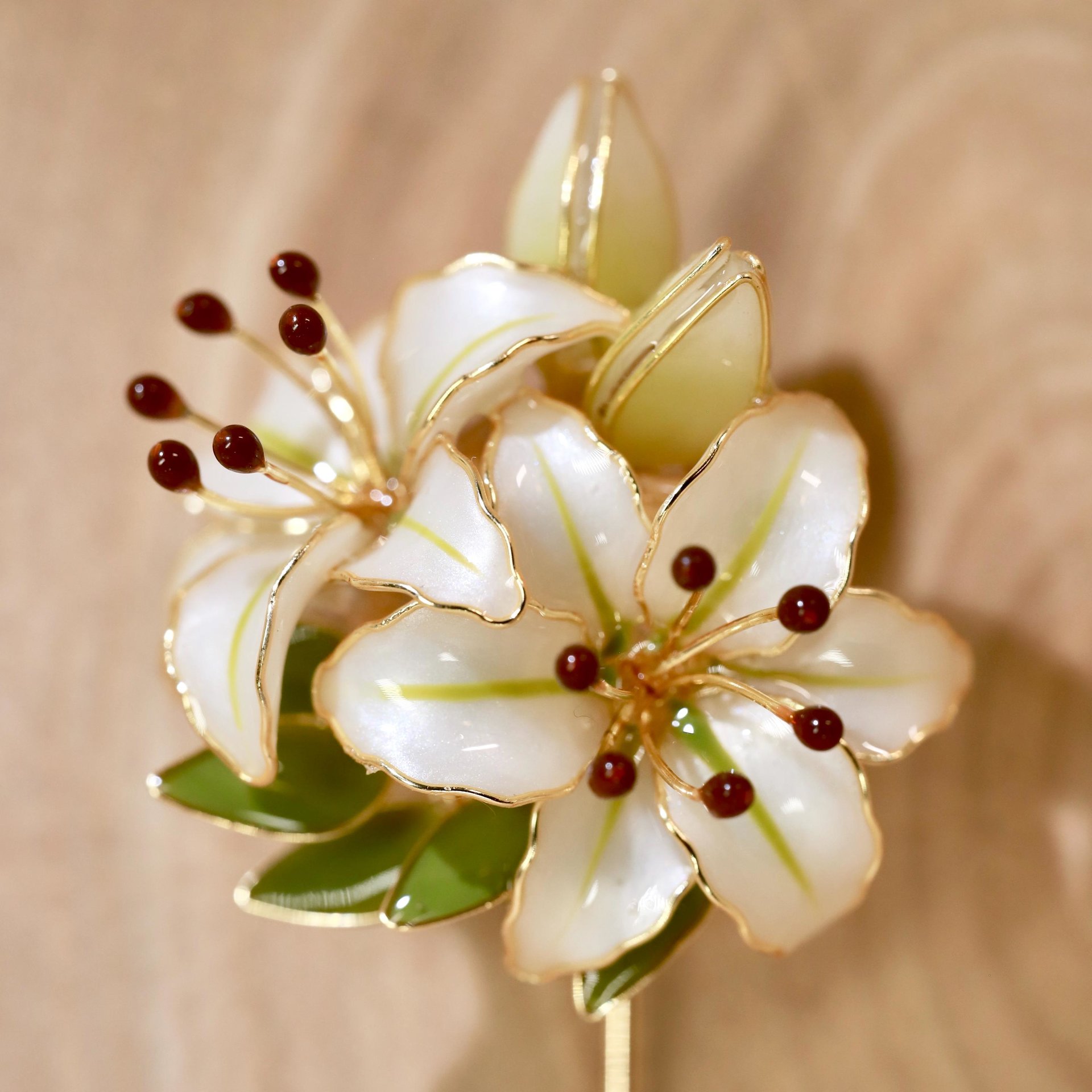 Handmade Lily Flower Brooch Pin, Delicate Floral Lapel Accessory for Suits & Sweaters, Elegant Jewelry Gift, Pearl White Enamel Wedding Pin