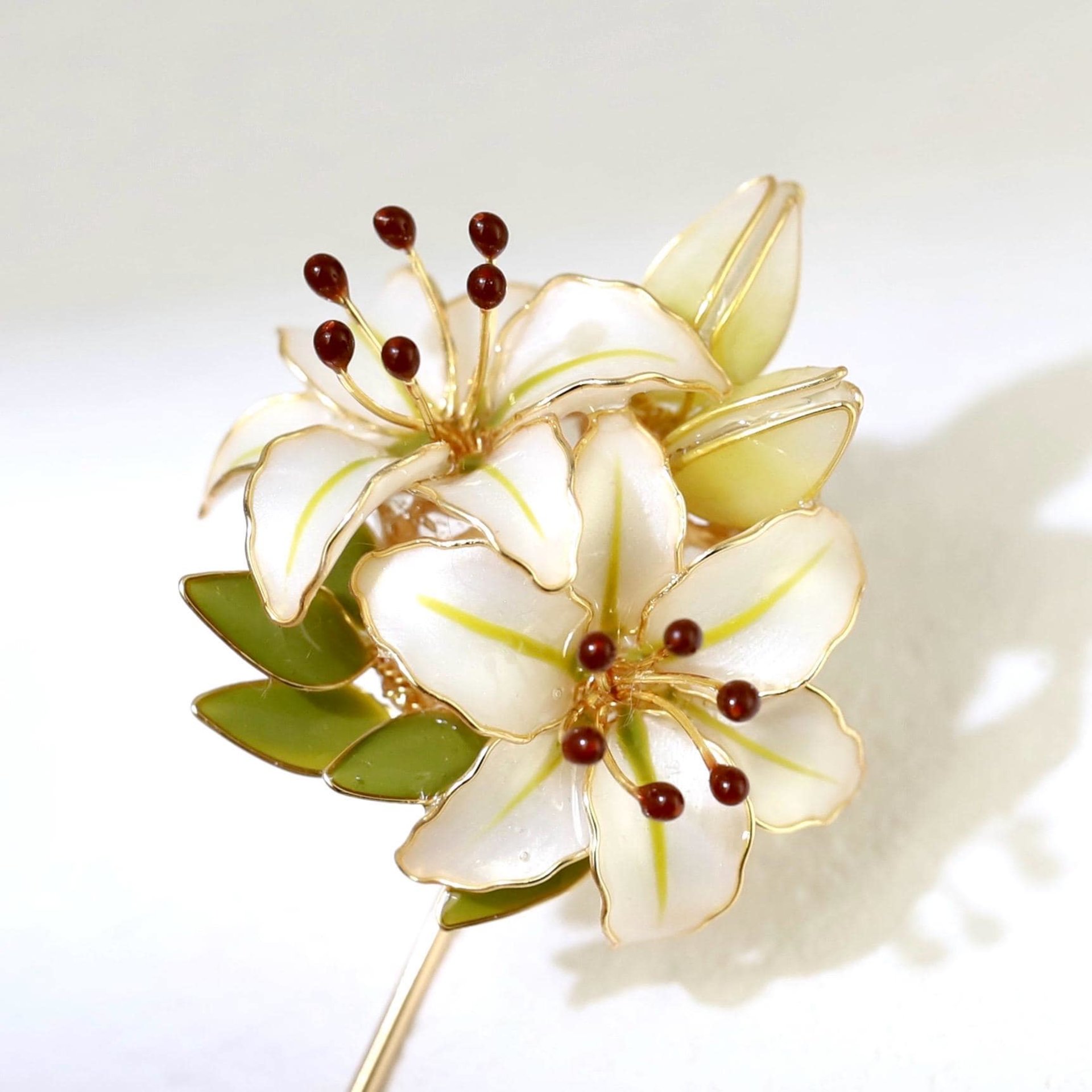 Handmade Lily Flower Brooch Pin, Delicate Floral Lapel Accessory for Suits & Sweaters, Elegant Jewelry Gift, Pearl White Enamel Wedding Pin
