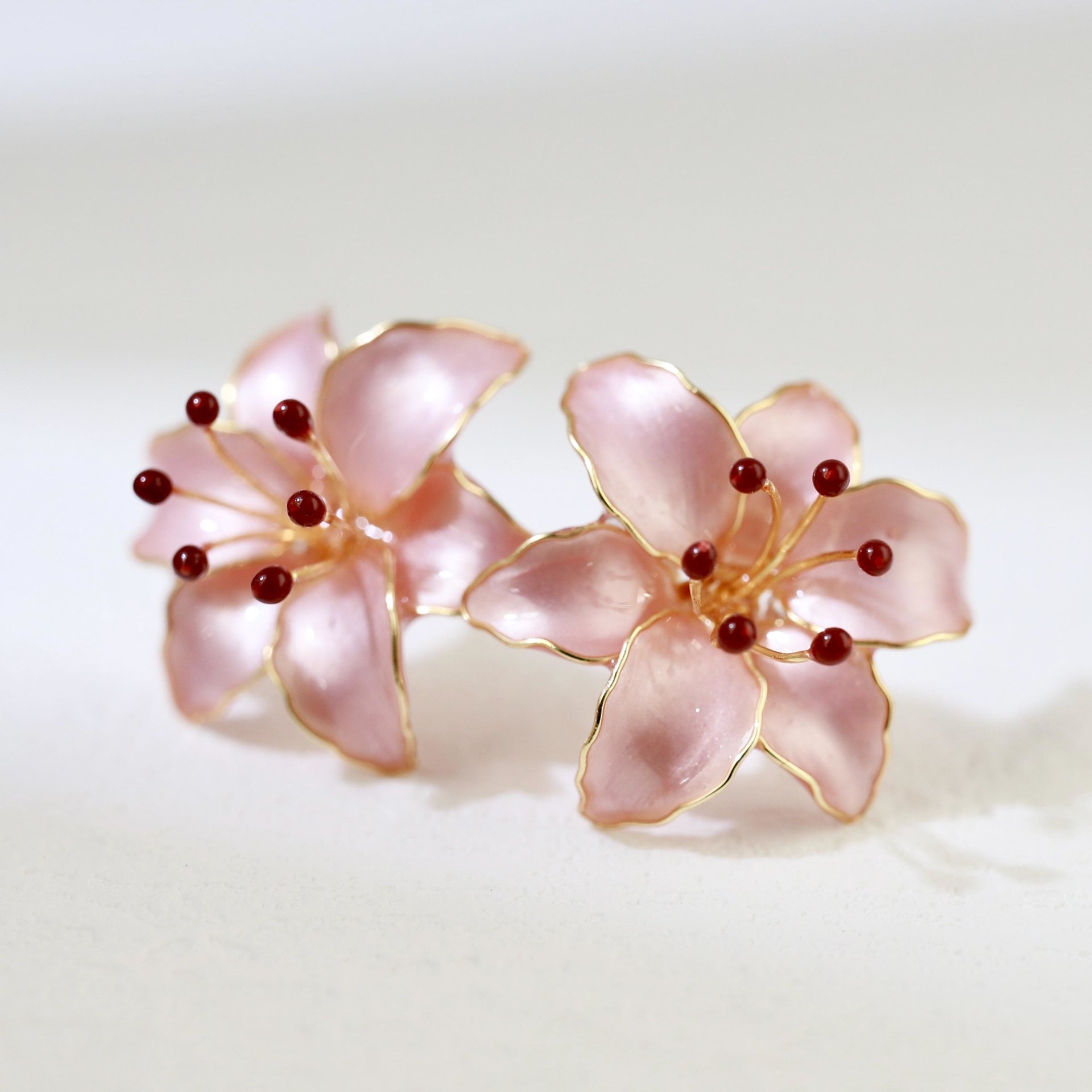 Handmade Wire Resin Lily Flower Stud Earrings, Spring Theme Floral Pearlescent Earrings, Romantic Flower Earrings