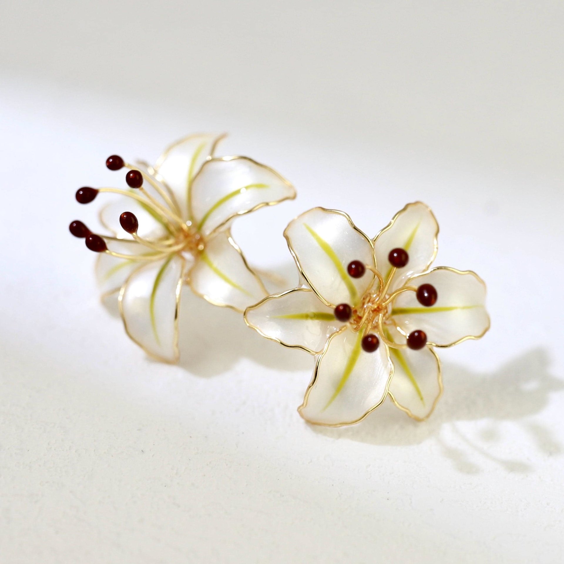Handmade Wire Resin Lily Flower Stud Earrings, Spring Theme Floral Pearlescent Earrings, Romantic Flower Earrings