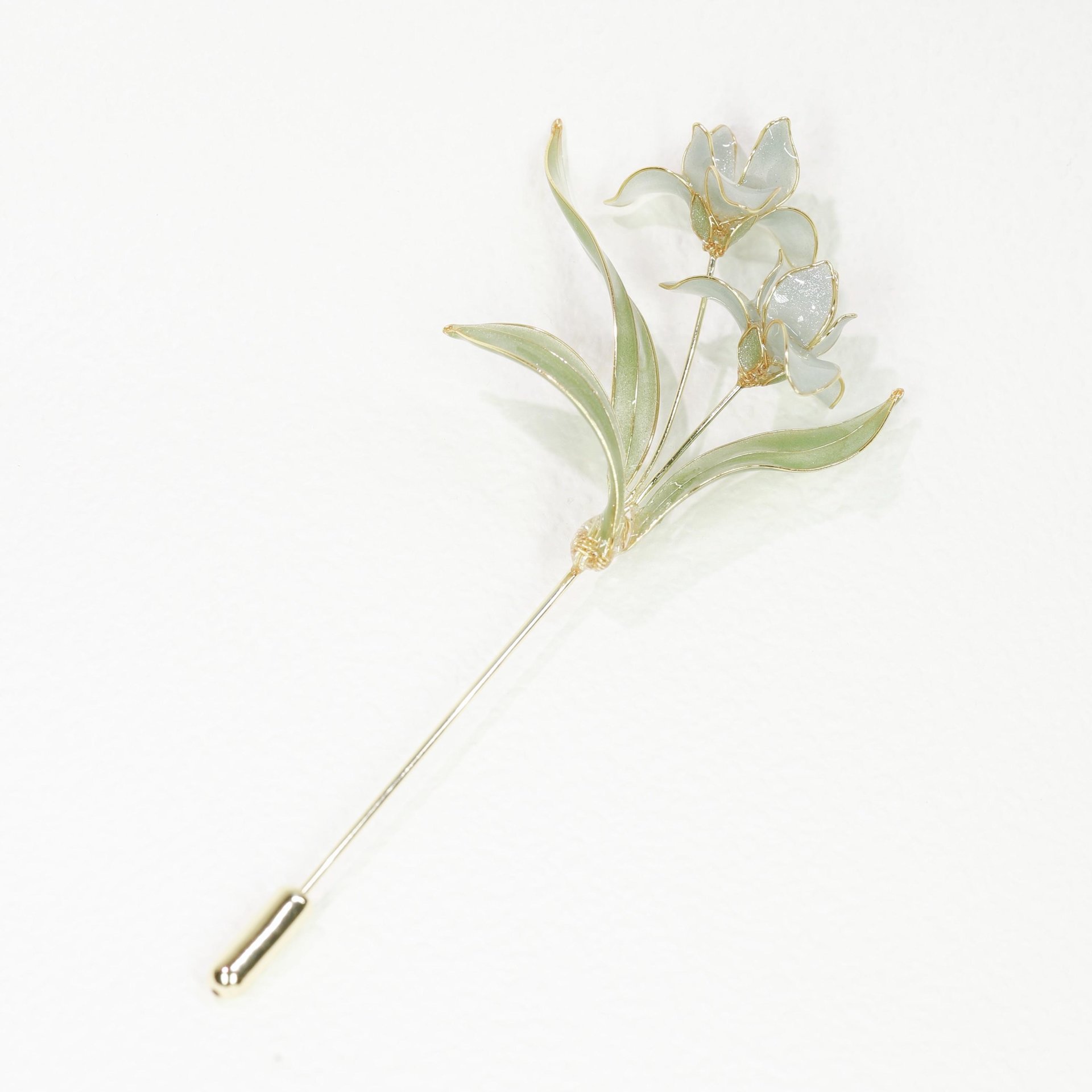 Handmade Elegant Iris Orchid Brooch Pin, Delicate Resin Floral Lapel Pin, Romantic Botanical Jewelry, Wedding Accessory