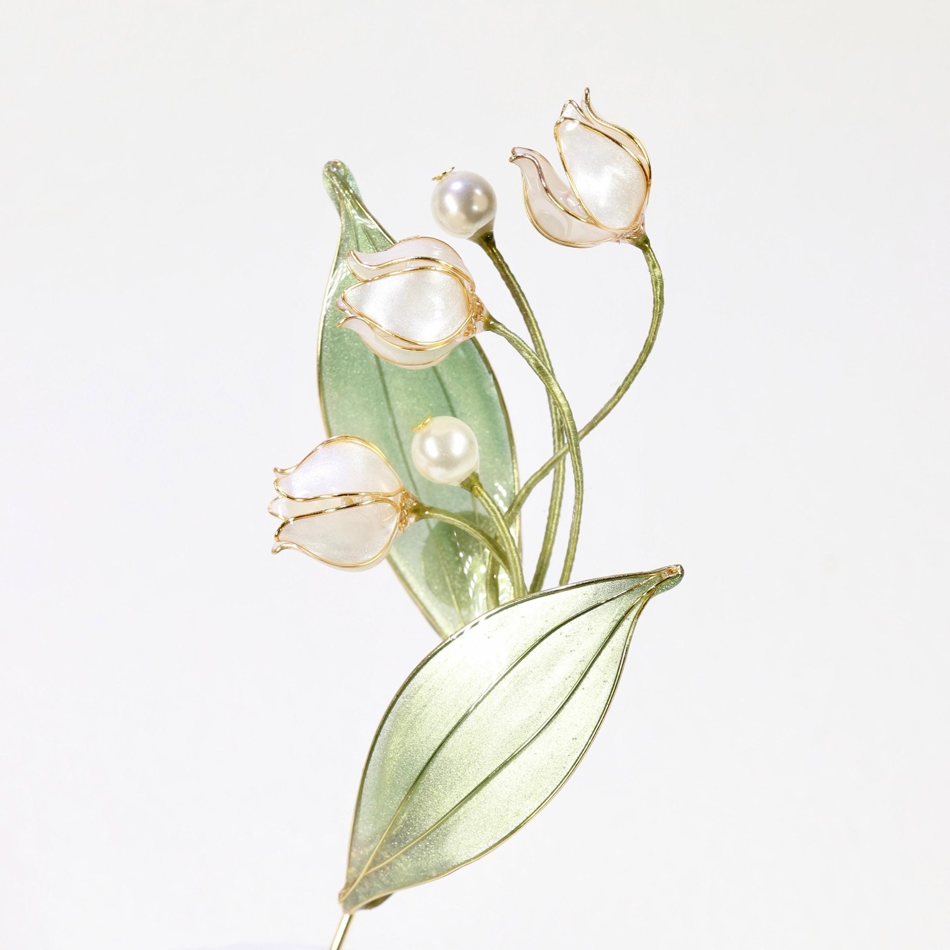 Handmade Lily of the Valley Brooch Pin, Resin Floral Art Lapel Pin, Botanical Gift