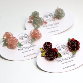 Handmade Wire Resin Rose Stud Earrings, June Birth Flower Accessories, Peony Flower Earrings