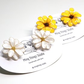 Handmade Wire Resin Daisy Flower/Sunflower Stud Earrings, April Birth Flower, Leo Zodiac Flower